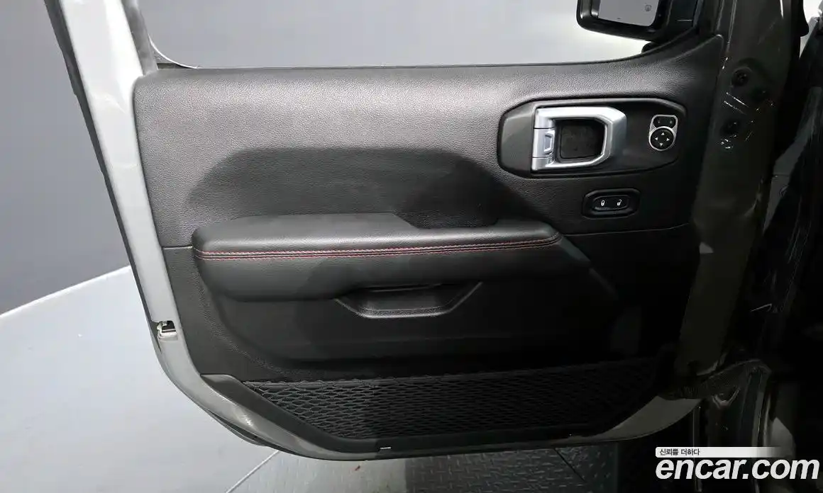 Jeep Wrangler 2022 2.0 Автомат в Москве № 215398, фото 15