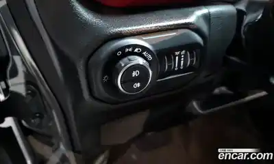 Jeep Wrangler 2022 2.0 Автомат в Москве № 215398, миниатюра 7