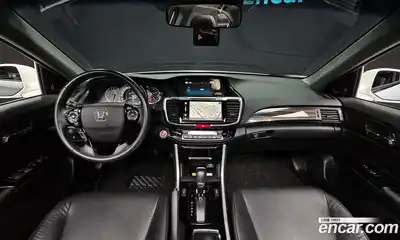 Honda Accord 2016 2.4 Автомат в Москве № 215689, миниатюра 11