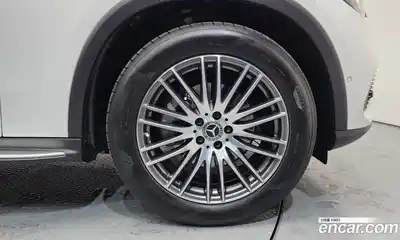 Mercedes-Benz GLC-Class 2025 2.0 Автомат в Москве № 220311, миниатюра 2