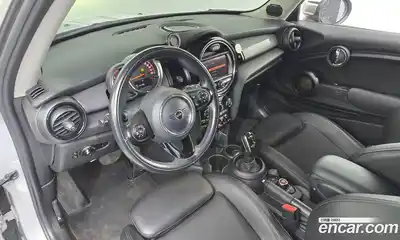 Mini Cooper 2020 1.5 Автомат в Москве № 220628, миниатюра 7