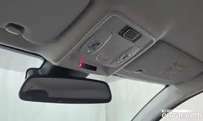 Renault XM3 2023 1.6 Автомат в Москве № 225986, миниатюра 10