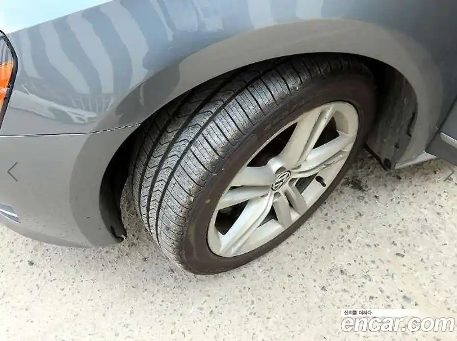 Volkswagen Passat 2013 2.0 Автомат в Москве № 226480, фото 19