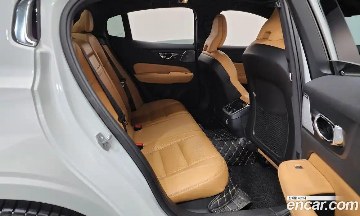 Volvo S60 2020 2.0 Автомат в Москве № 230502, фото 16