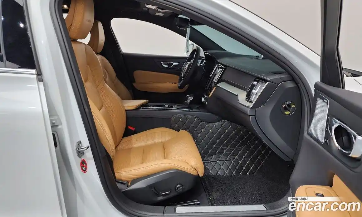 Volvo S60 2020 2.0 Автомат в Москве № 230502, фото 17