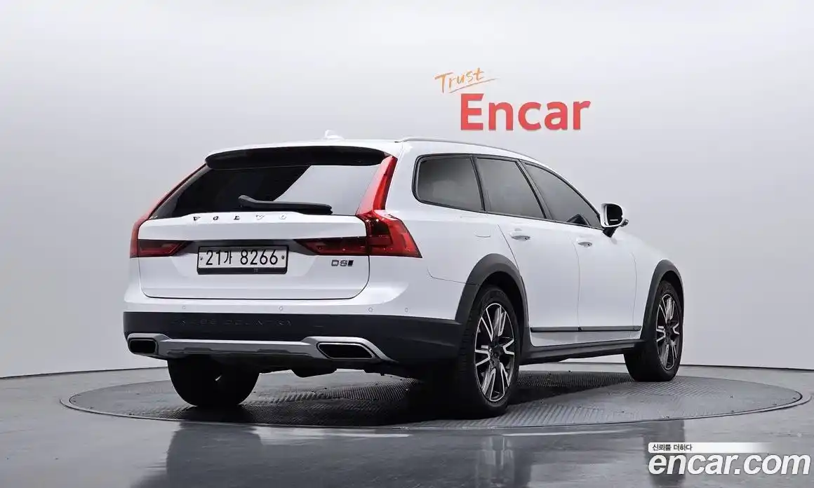 Volvo V90 2019 2.0 Автомат в Москве № 230611, фото 13