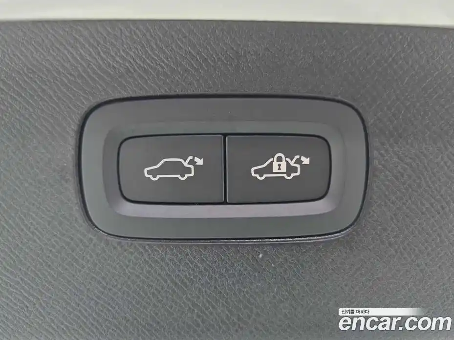 Volvo XC90 2025 2.0 Автомат в Москве № 230783, фото 18