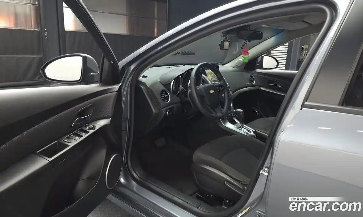 Chevrolet Cruze 2016 1.8 Автомат в Москве № 238658, фото 3