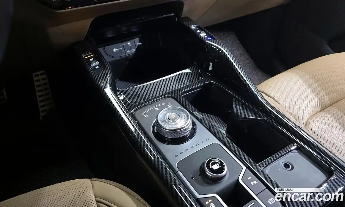 Kia Sorento 2024 1.6 Автомат в Москве № 249155, фото 7