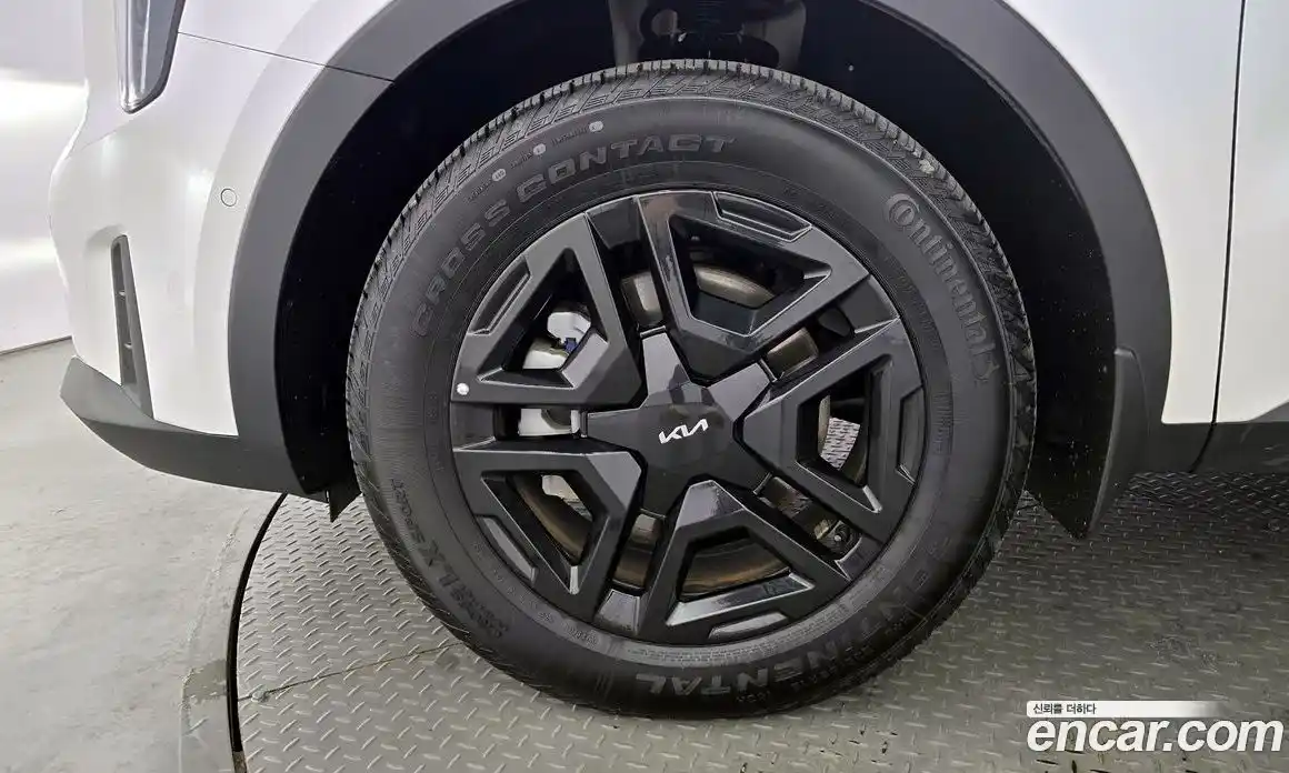 Kia Sorento 2024 1.6 Автомат в Москве № 249155, фото 8