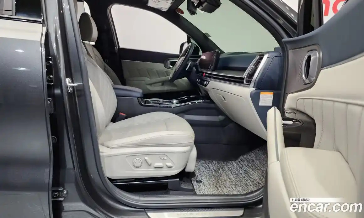 Kia Sorento 2024 1.6 Автомат в Москве № 249987, фото 10