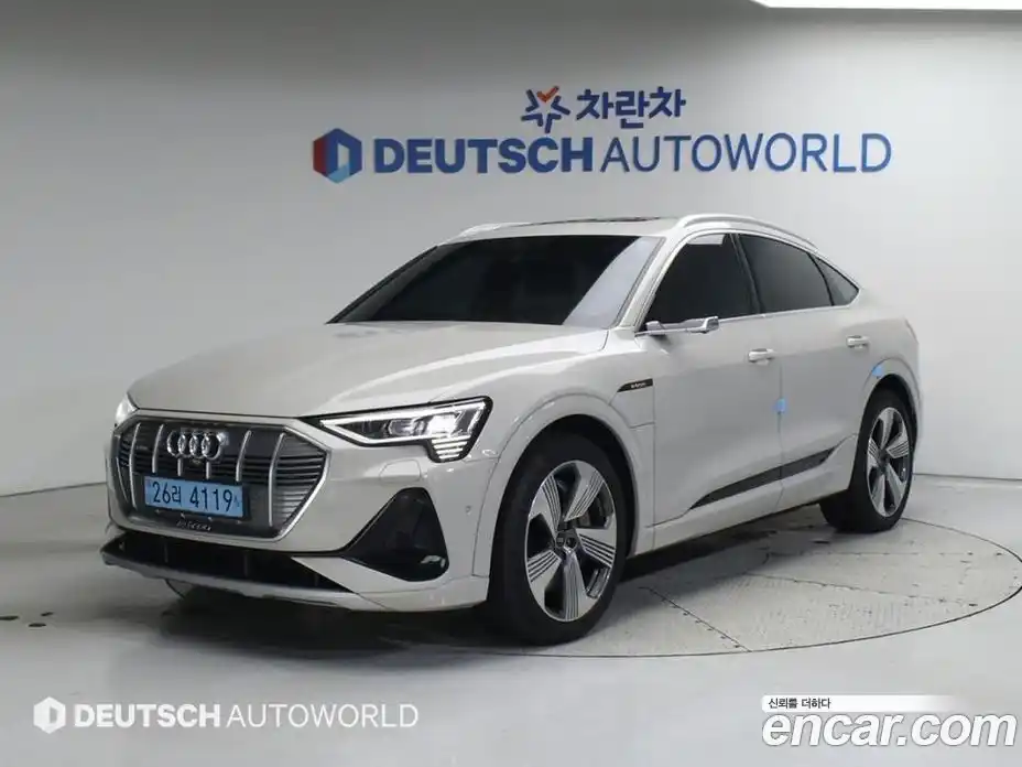 Audi e-tron 2022 0.2 Автомат в Москве № 250525, фото 1