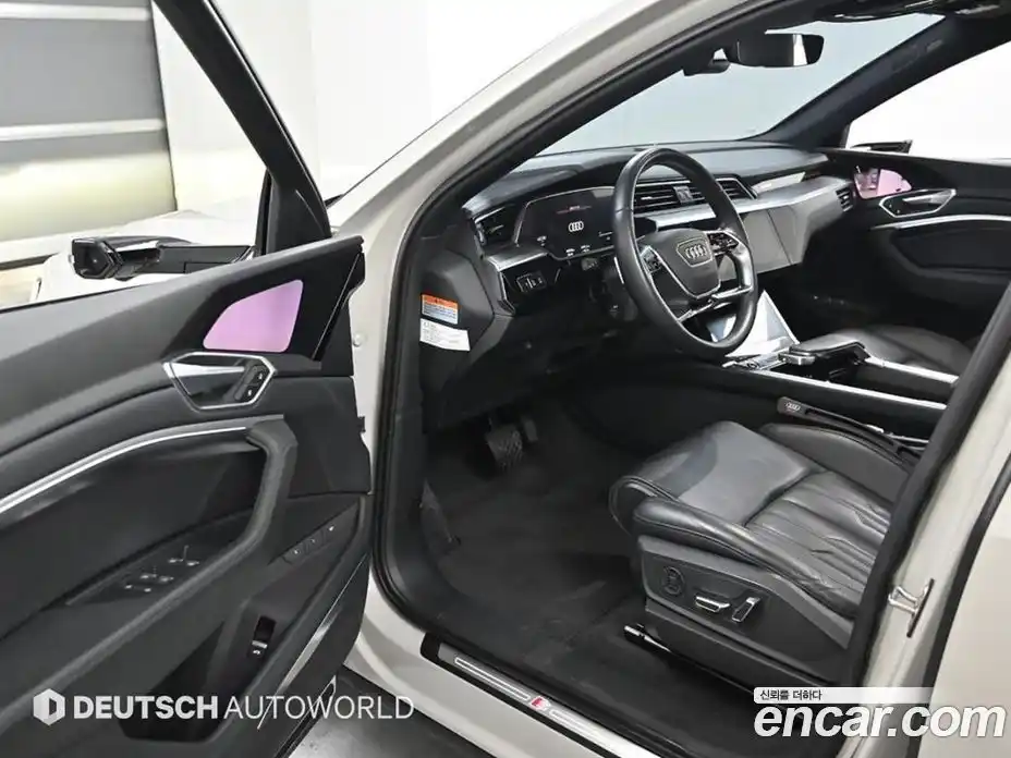 Audi e-tron 2022 0.2 Автомат в Москве № 250525, фото 11