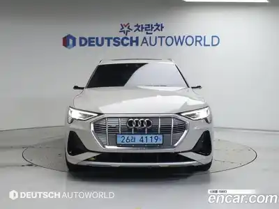 Audi e-tron 2022 0.2 Автомат в Москве № 250525, миниатюра 3