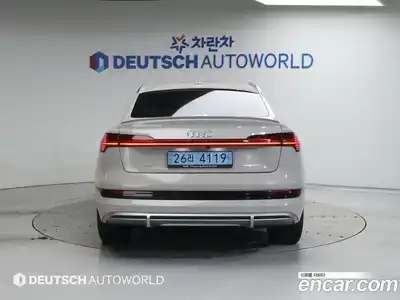 Audi e-tron 2022 0.2 Автомат в Москве № 250525, миниатюра 4