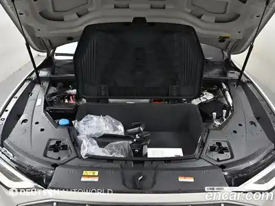 Audi e-tron 2022 0.2 Автомат в Москве № 250525, миниатюра 6