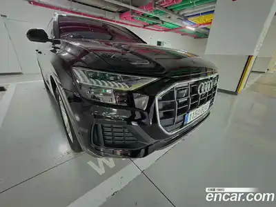 Audi Q8 2022 3.0 Автомат в Москве № 250793, миниатюра 4