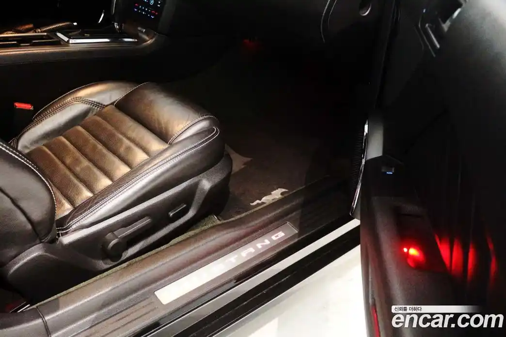 Ford Mustang 2014 3.7 Автомат в Москве № 255686, фото 17