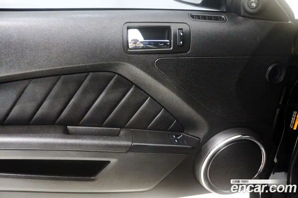 Ford Mustang 2014 3.7 Автомат в Москве № 255686, фото 18