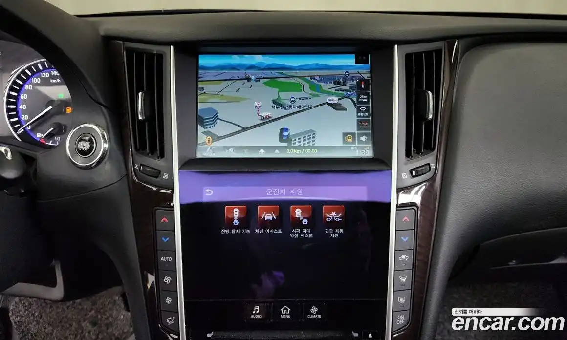 Infiniti Q50 2016 3.5 Автомат в Москве № 256155, фото 15