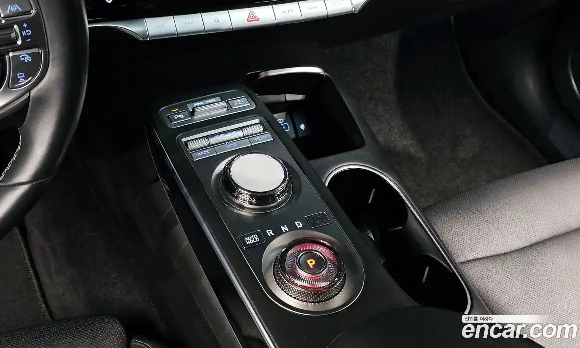 Genesis GV70 2021 2.2 Автомат в Москве № 26601, фото 20