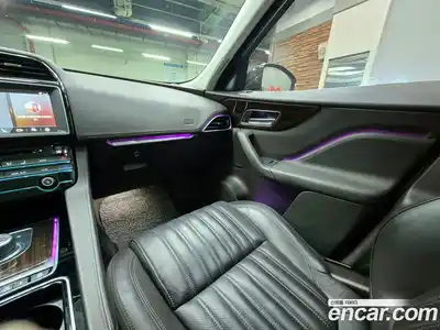 Jaguar F-Pace 2017 2.0 Автомат в Москве № 283963, миниатюра 12