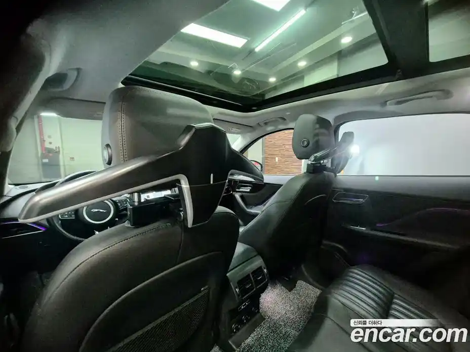 Jaguar F-Pace 2017 2.0 Автомат в Москве № 283963, фото 13