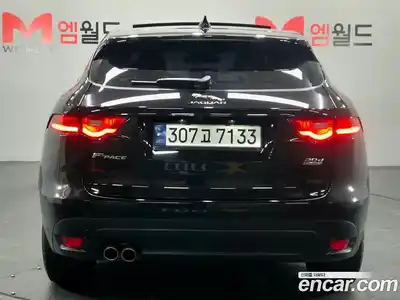 Jaguar F-Pace 2017 2.0 Автомат в Москве № 283963, миниатюра 4