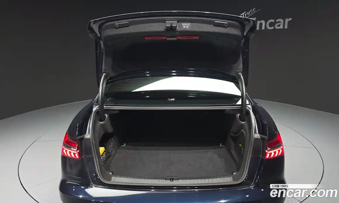 Audi A6 2021 2.0 Автомат в Москве № 292923, фото 9