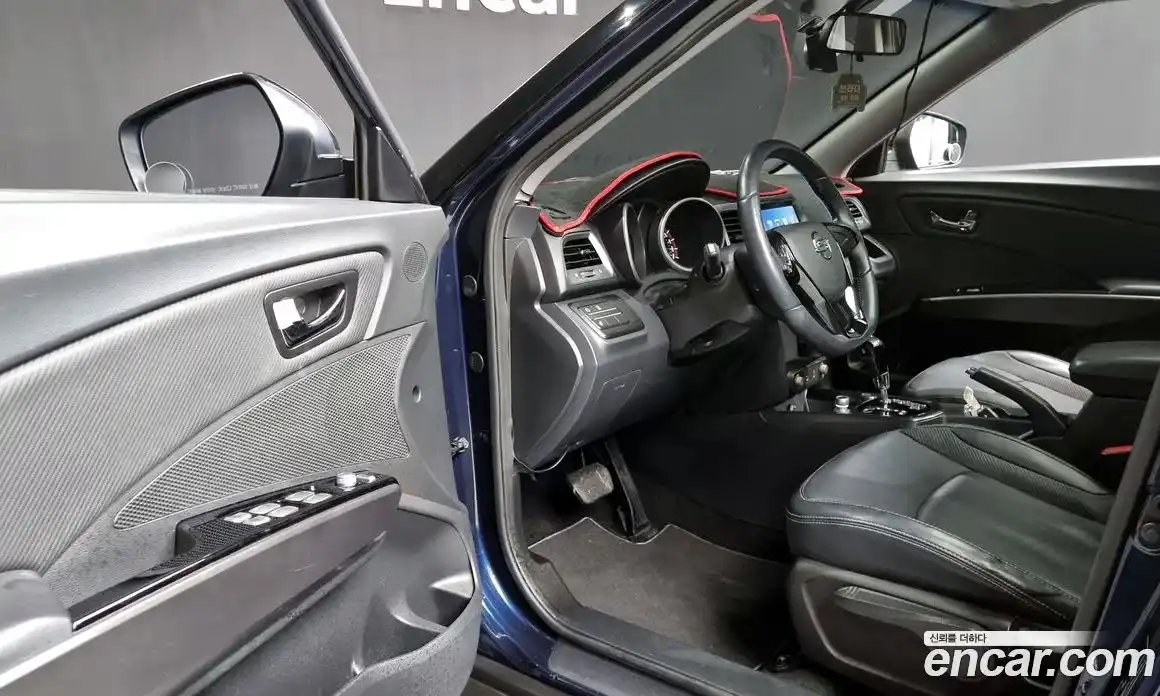 SsangYong TIBOLI 2017 1.6 Автомат в Москве № 29908, фото 16