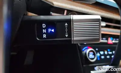 Hyundai Santa Fe 2024 1.6 Автомат в Москве № 303116, миниатюра 7