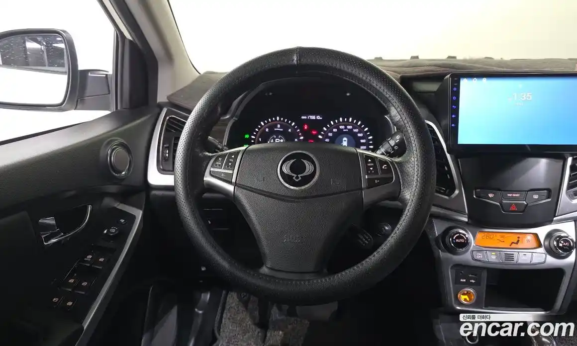 SsangYong Korando 2015 2.0 Автомат в Москве № 30671, фото 13