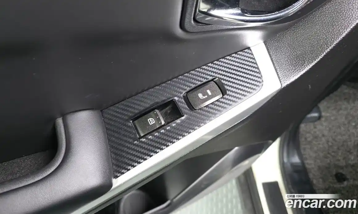 SsangYong Korando 2015 2.0 Автомат в Москве № 30671, фото 18