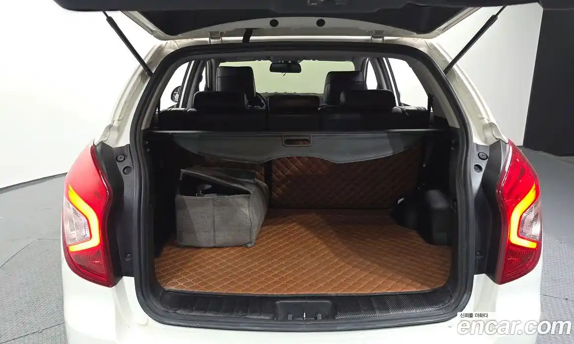 SsangYong Korando 2015 2.0 Автомат в Москве № 30671, фото 20