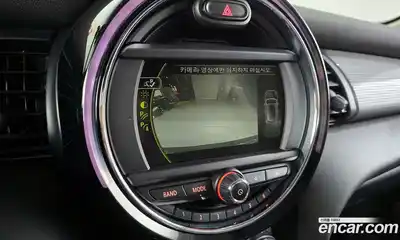 Mini Cooper 2018 1.5 Автомат в Москве № 313861, миниатюра 5