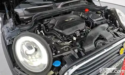 Mini Cooper 2018 1.5 Автомат в Москве № 313861, миниатюра 6