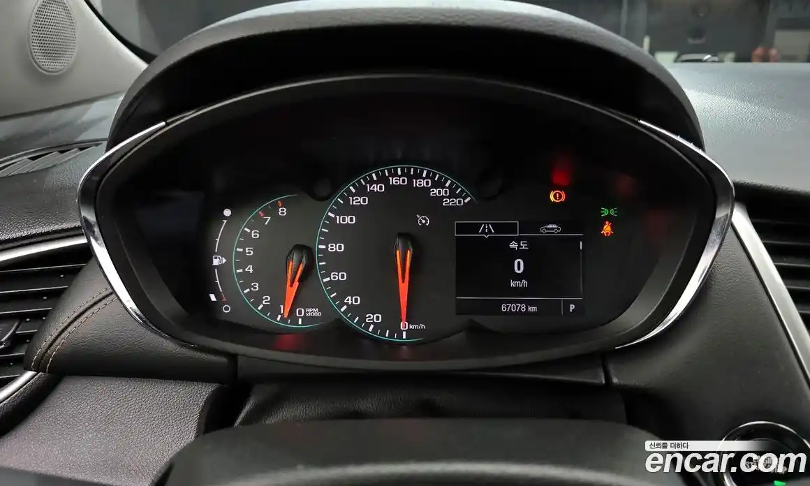 Chevrolet Trax 2018 1.4 Автомат в Москве № 314458, фото 4