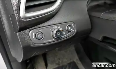 Chevrolet Trax 2018 1.4 Автомат в Москве № 314458, миниатюра 8