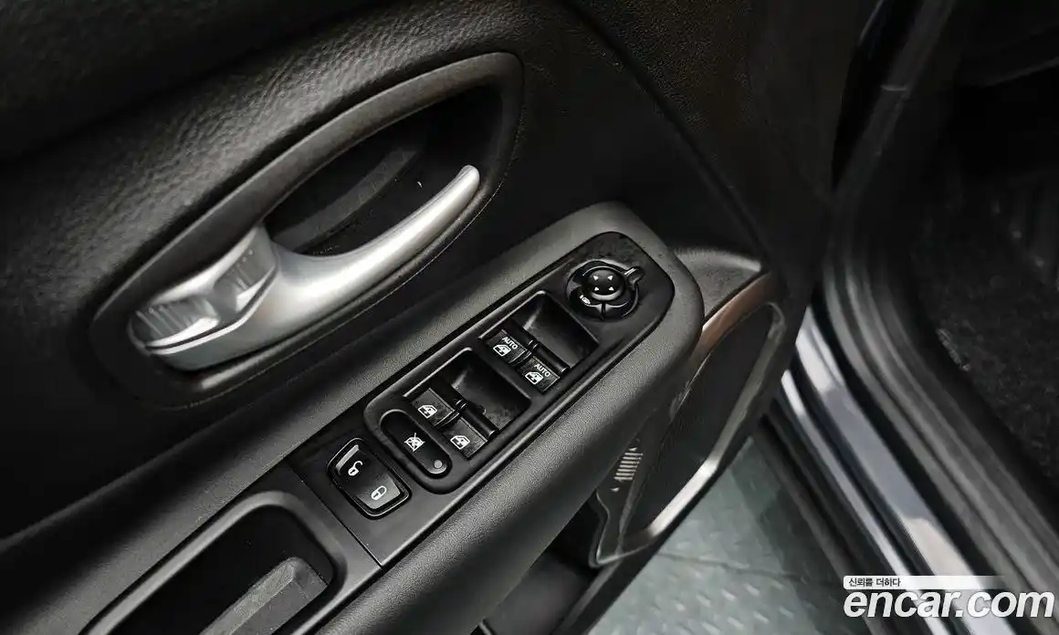 Jeep Renegade 2023 1.3 Автомат в Москве № 318092, фото 17