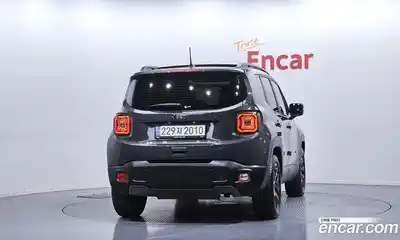 Jeep Renegade 2023 1.3 Автомат в Москве № 318092, миниатюра 4