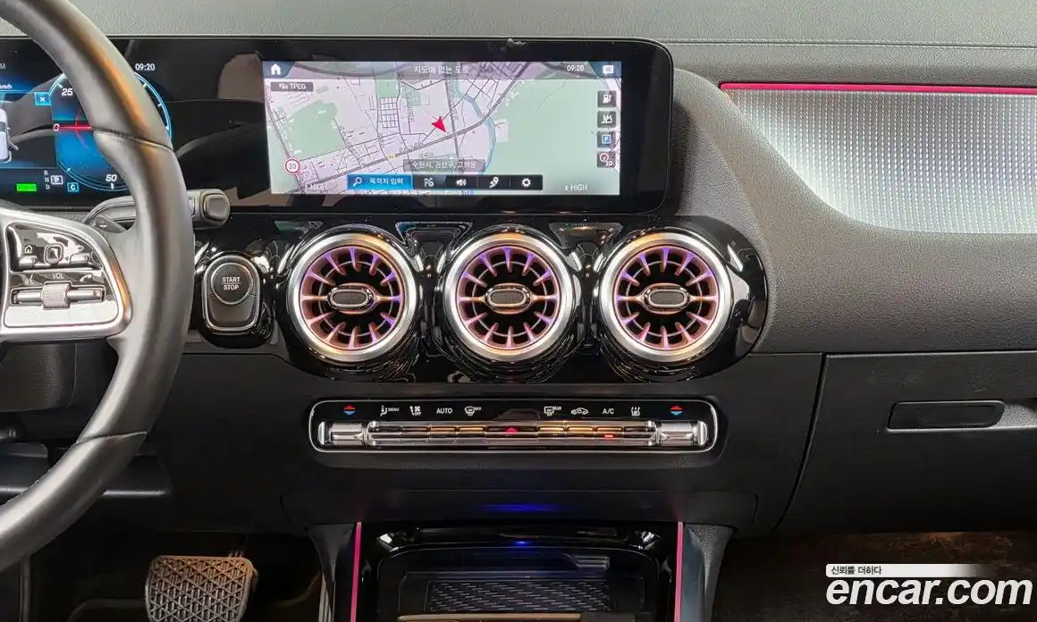 Mercedes-Benz EQA 2021 0.2 Автомат в Москве № 324676, фото 14