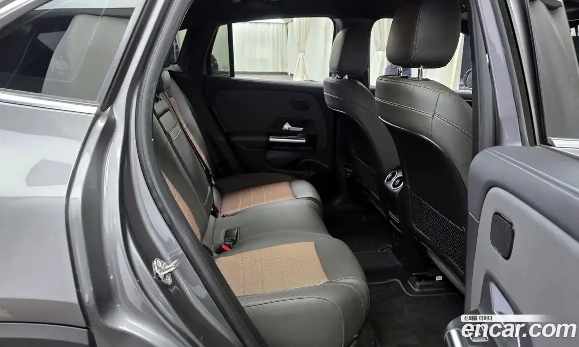 Mercedes-Benz EQA 2021 0.2 Автомат в Москве № 324676, фото 6