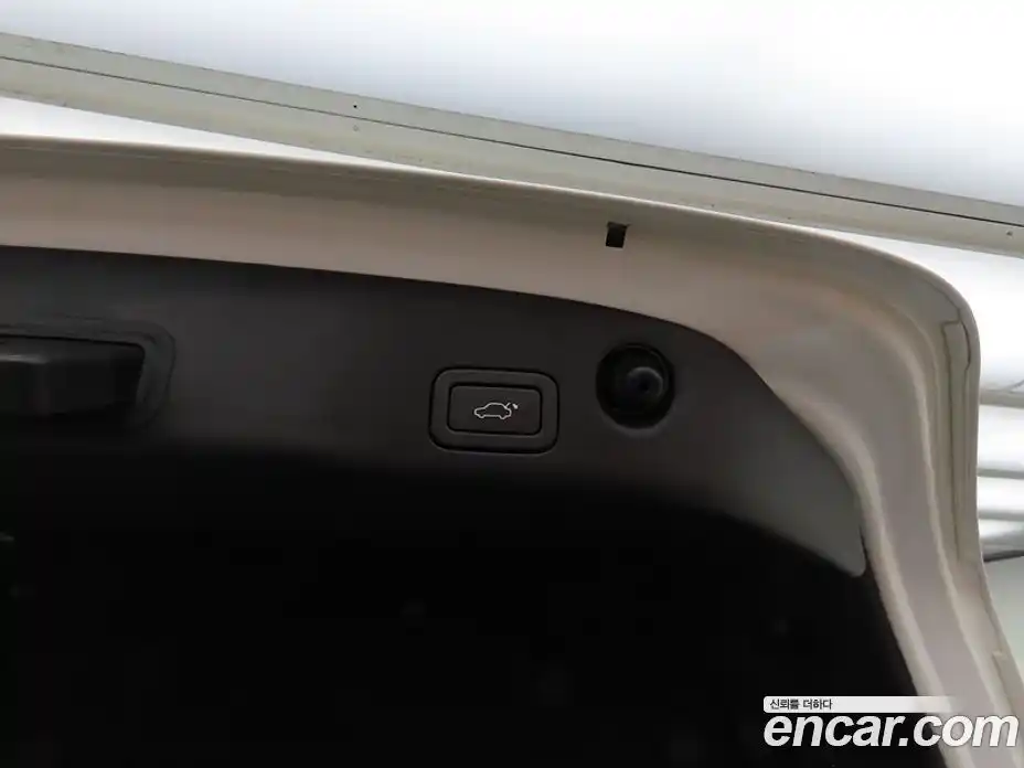 Jaguar XJ 2016 3.0 Автомат в Москве № 331521, фото 16