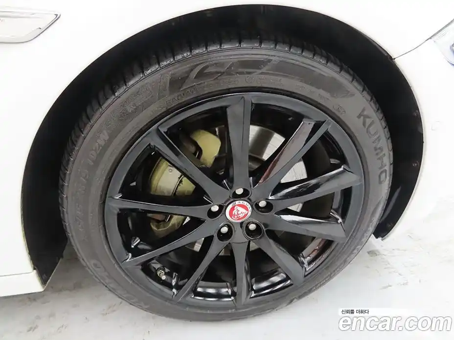 Jaguar XJ 2016 3.0 Автомат в Москве № 331521, фото 20