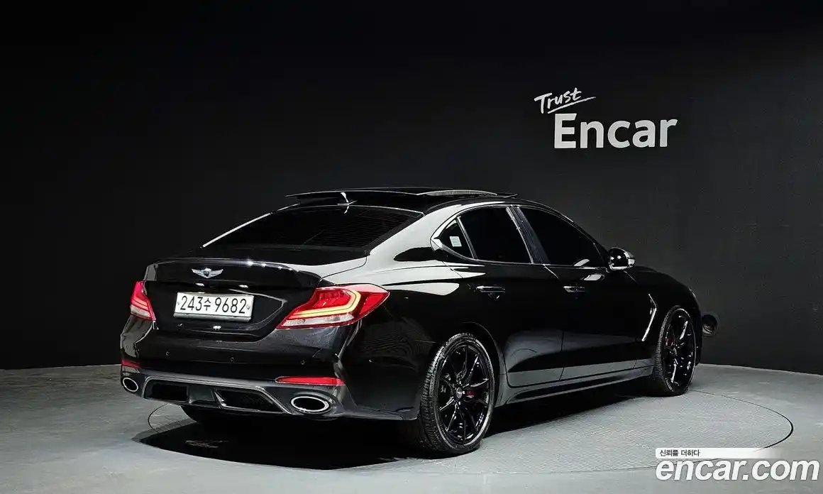 Genesis G70 2018 2.0 Автомат в Москве № 339884, фото 14