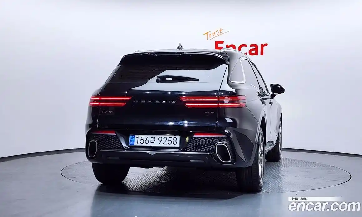 Genesis GV70 2023 2.5 Автомат в Москве № 340063, фото 14