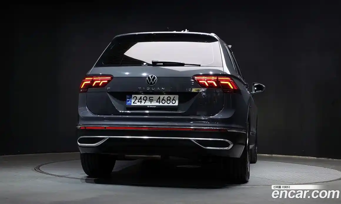 Volkswagen Tiguan 2023 2.0 Автомат в Москве № 357523, фото 4