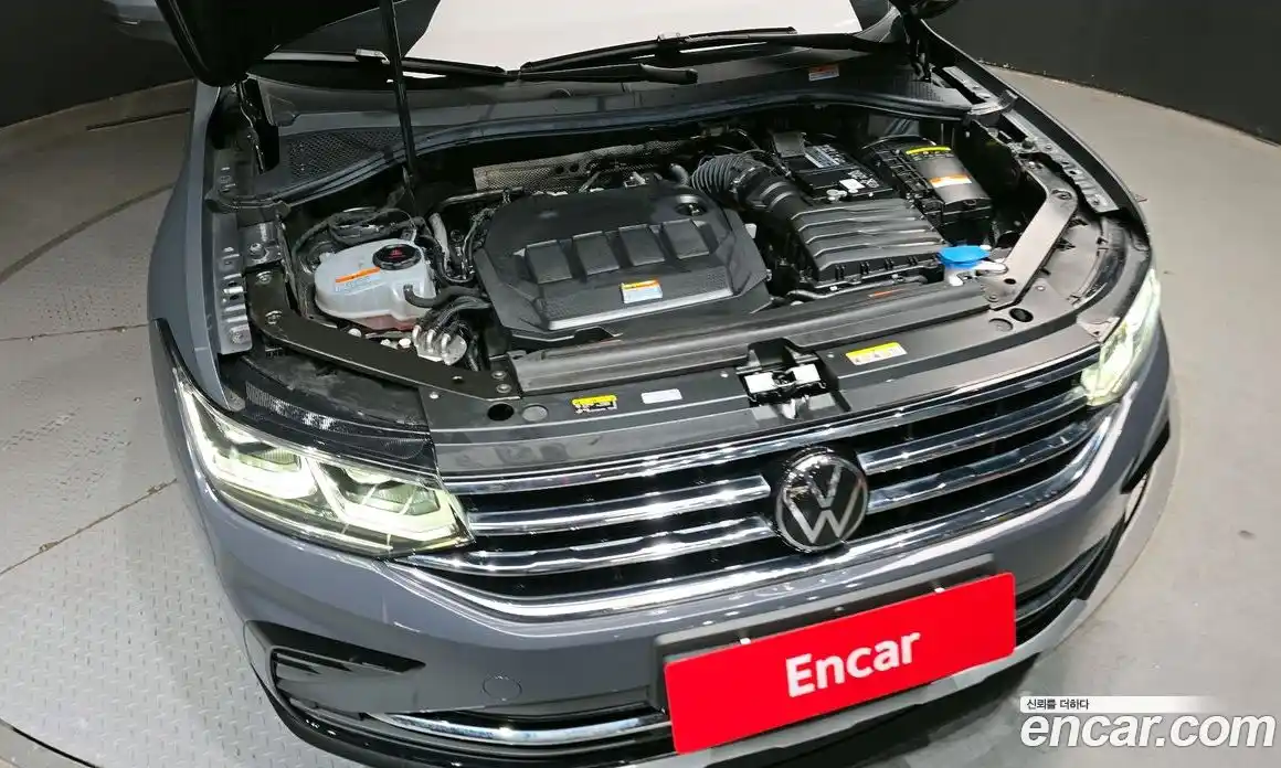 Volkswagen Tiguan 2023 2.0 Автомат в Москве № 357523, фото 6