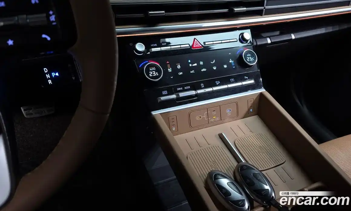 Hyundai Santa Fe 2024 2.5 Автомат в Москве № 3621, фото 19