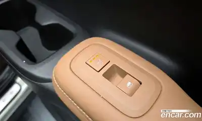 Hyundai Santa Fe 2024 2.5 Автомат в Москве № 3621, миниатюра 3